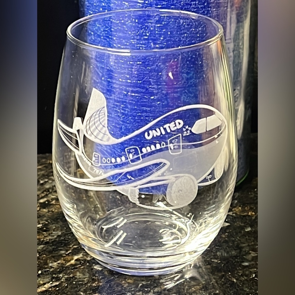 Stemless Etched United Wine Glass